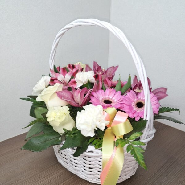 The Florist’s Secret Garden florist choice flower basket with fresh seasonal flowers