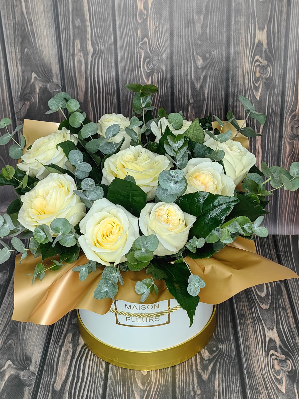 My tenderness. White roses eucalyptus - Image 3