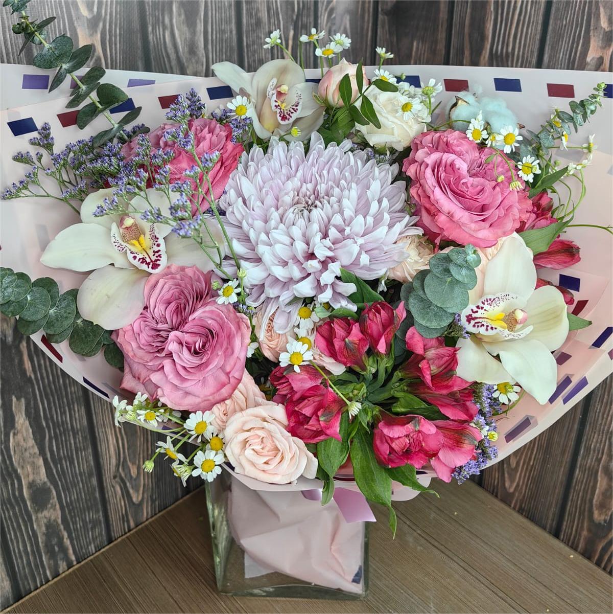 Roses Alstroemerias and Orchids. Summer Wind - Image 5