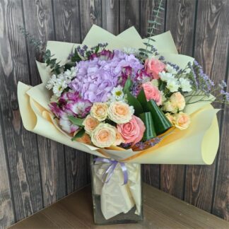Roses Alstroemerias and Hydrangeas: A Bouquet of Tenderness