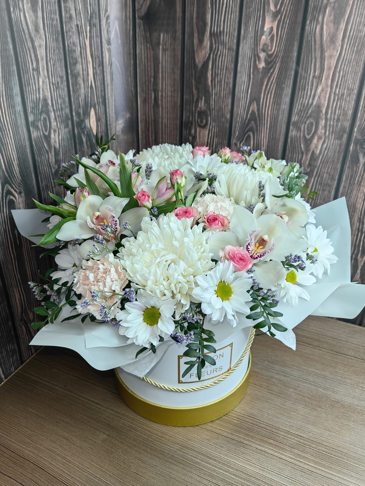 Elegant Bloom Box - Image 2