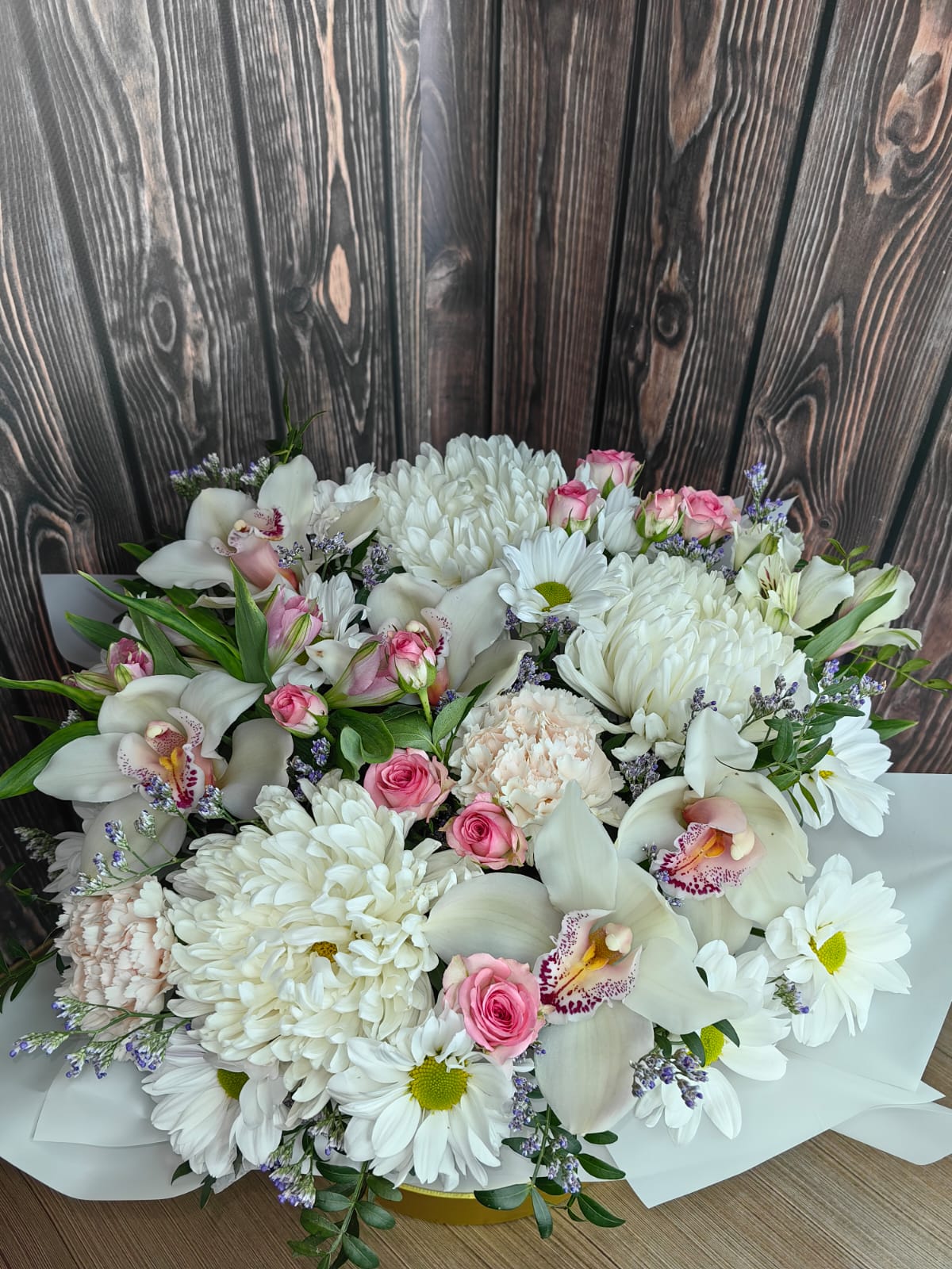 Elegant Bloom Box - Image 4