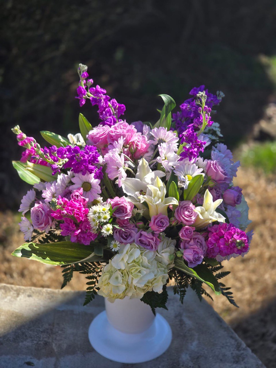 Business bouquet with matthiola, hydrangea, and lily - Image 3